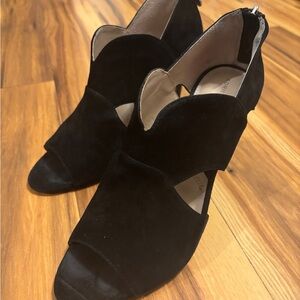 Adrienne Vittadini Black Open-Toe Heels